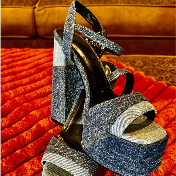 Patch Board Envy platform heels - Picture 1 of 5